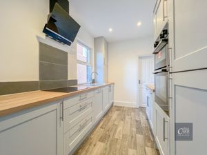 Photo 20- click for photo gallery